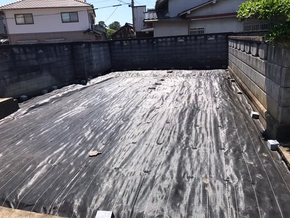 雑草対策に効果的な防草シート施工サービス（岡山）